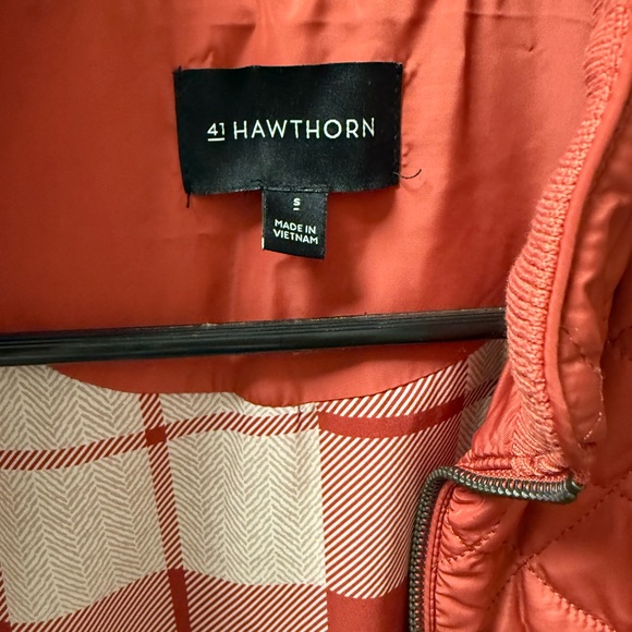 Red / Coral Quilted Vest with Zipper Pockets - Picture 2 of 3